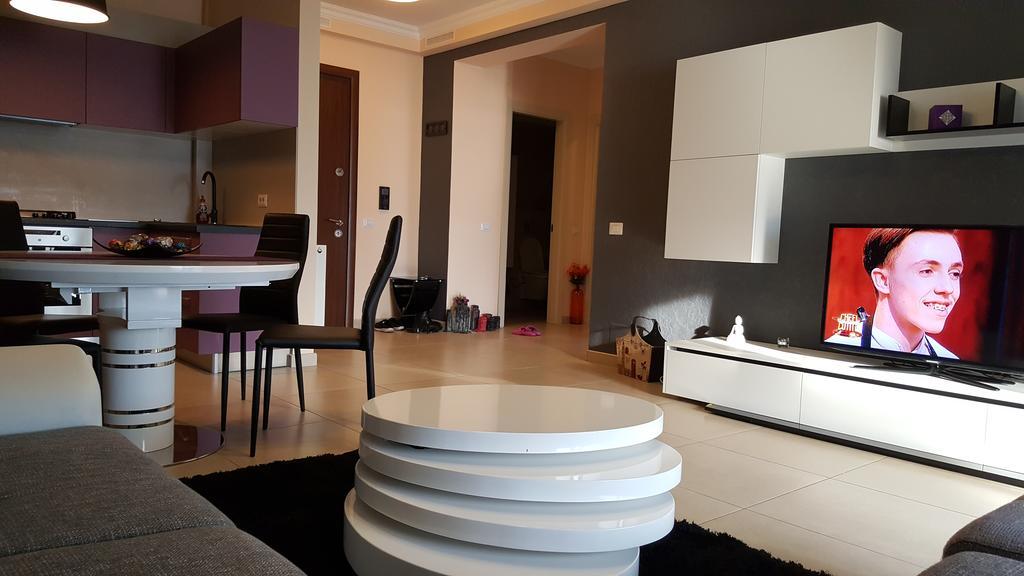 Solid House Residence Мамая Экстерьер фото